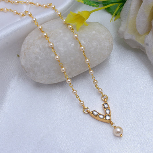 Silvernika V Style Chain Pandant