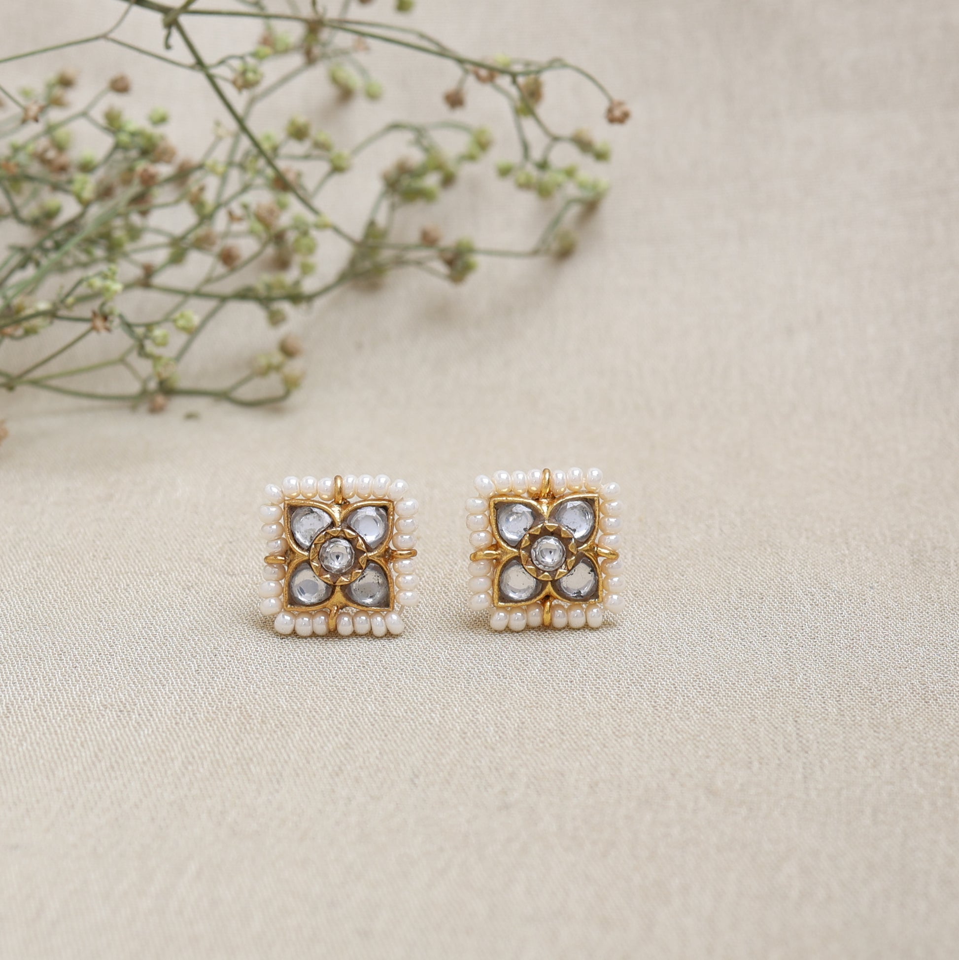 Silvernika Kundan Silver Studs
